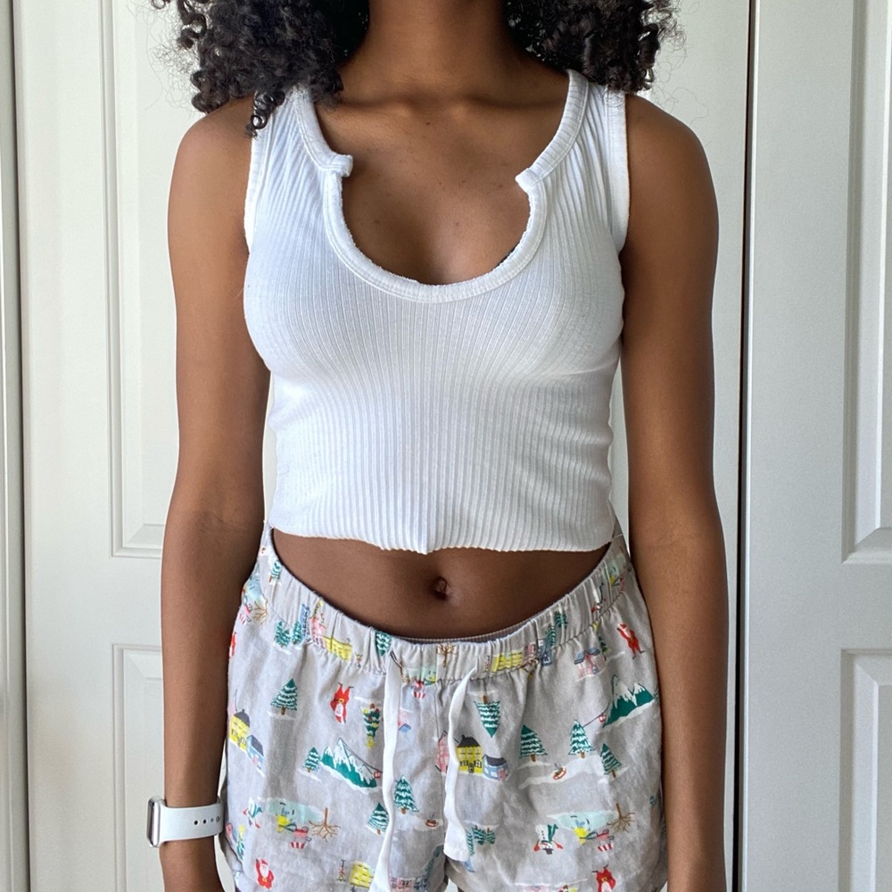 MISGUIDED white tank top